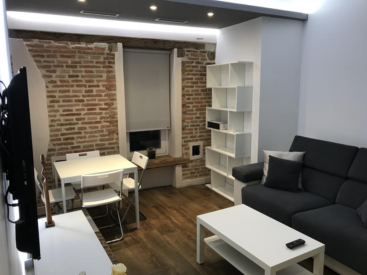 Airva: Apartamento Duque De La Victoria Valladolid Luaran gambar